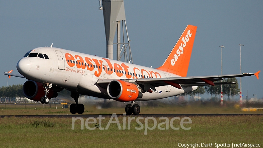 easyJet Airbus A319-111 (G-EZAO) | Photo 210778
