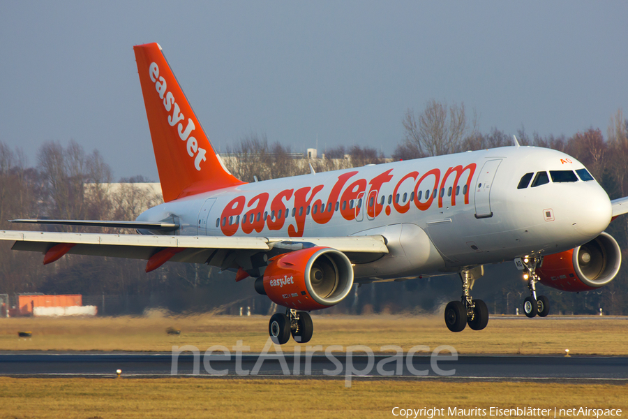 easyJet Airbus A319-111 (G-EZAO) | Photo 41021