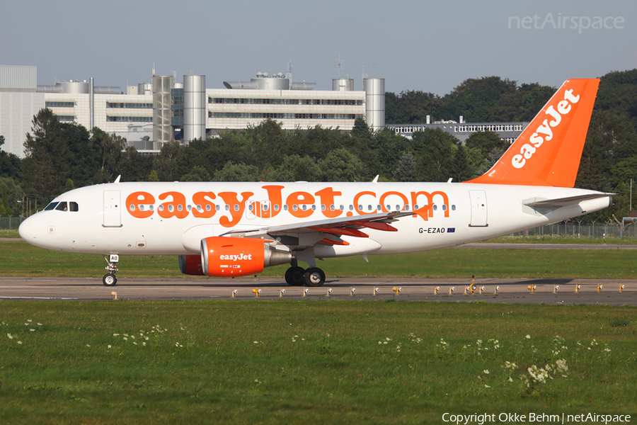 easyJet Airbus A319-111 (G-EZAO) | Photo 52950