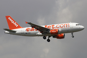 easyJet Airbus A319-111 (G-EZAP) at  Barcelona - El Prat, Spain
