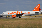 easyJet Airbus A319-111 (G-EZAS) at  Lisbon - Portela, Portugal