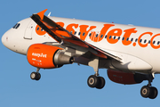 easyJet Airbus A319-111 (G-EZAS) at  Manchester - International (Ringway), United Kingdom