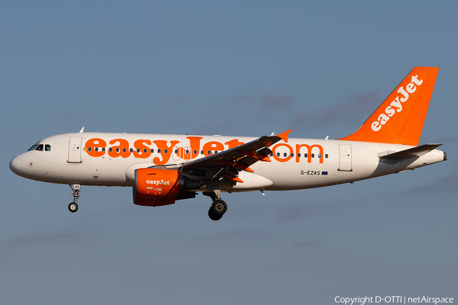 easyJet Airbus A319-111 (G-EZAS) | Photo 356982