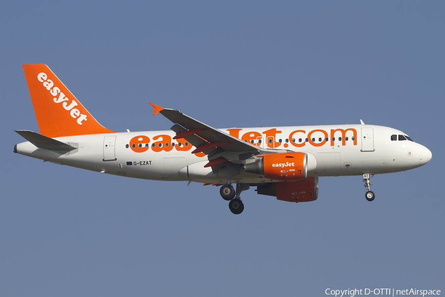 easyJet Airbus A319-111 (G-EZAT) | Photo 433487