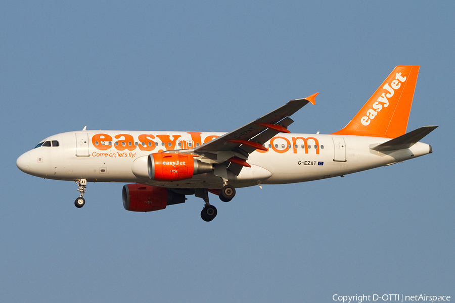 easyJet Airbus A319-111 (G-EZAT) | Photo 369410