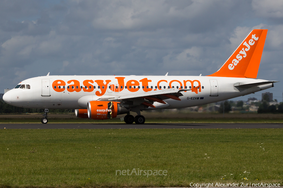 easyJet Airbus A319-111 (G-EZAW) | Photo 249215