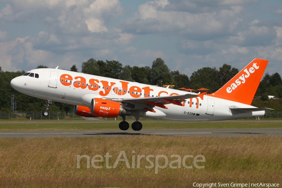 easyJet Airbus A319-111 (G-EZAW) | Photo 79568