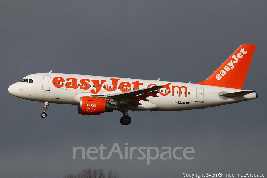 easyJet Airbus A319-111 (G-EZAW) | Photo 98497