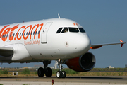 easyJet Airbus A319-111 (G-EZAZ) at  Faro - International, Portugal