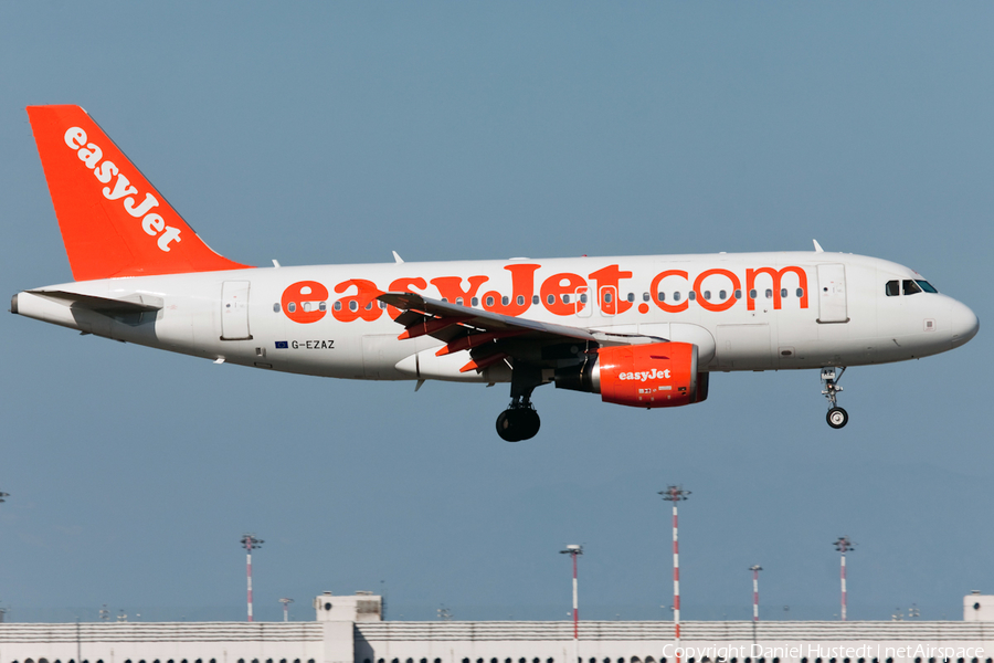easyJet Airbus A319-111 (G-EZAZ) | Photo 476445