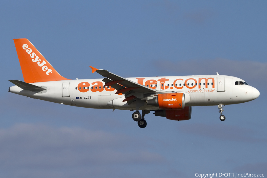 easyJet Airbus A319-111 (G-EZBB) | Photo 409180