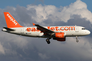 easyJet Airbus A319-111 (G-EZBC) at  Hamburg - Fuhlsbuettel (Helmut Schmidt), Germany