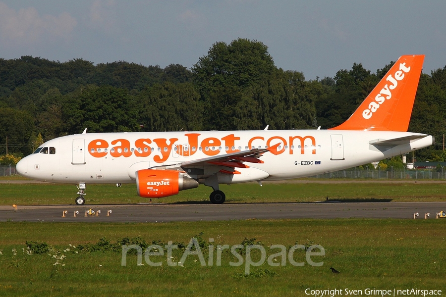 easyJet Airbus A319-111 (G-EZBC) | Photo 52882
