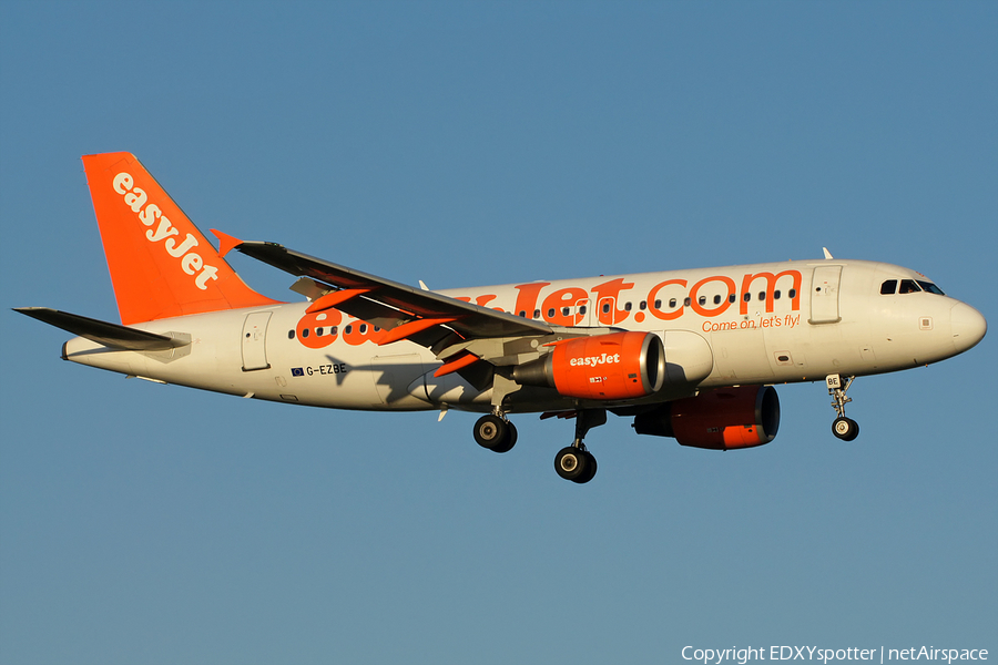 easyJet Airbus A319-111 (G-EZBE) | Photo 275405