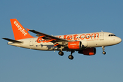 easyJet Airbus A319-111 (G-EZBE) at  Copenhagen - Kastrup, Denmark