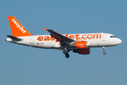 easyJet Airbus A319-111 (G-EZBE) at  Dusseldorf - International, Germany