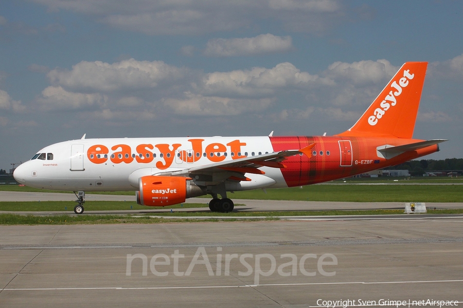 easyJet Airbus A319-111 (G-EZBF) | Photo 46242