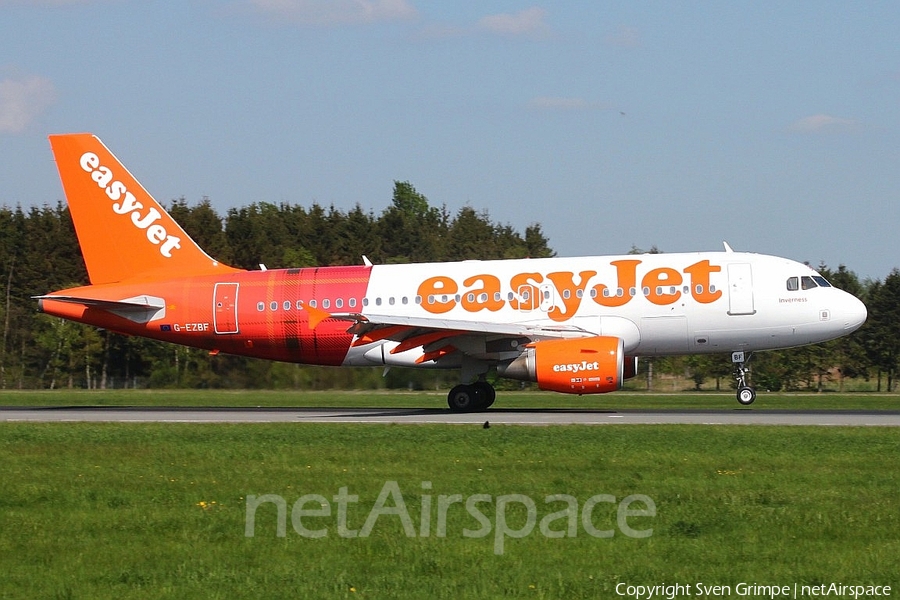 easyJet Airbus A319-111 (G-EZBF) | Photo 46395
