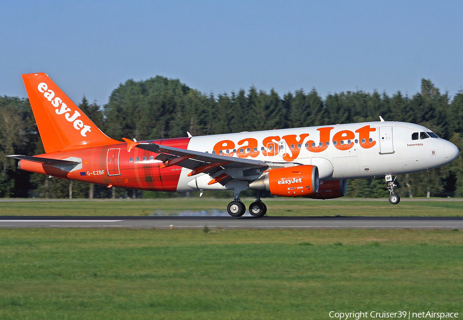 easyJet Airbus A319-111 (G-EZBF) | Photo 89314