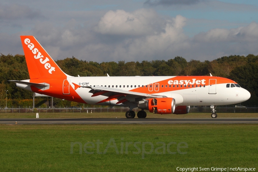 easyJet Airbus A319-111 (G-EZBF) | Photo 535743