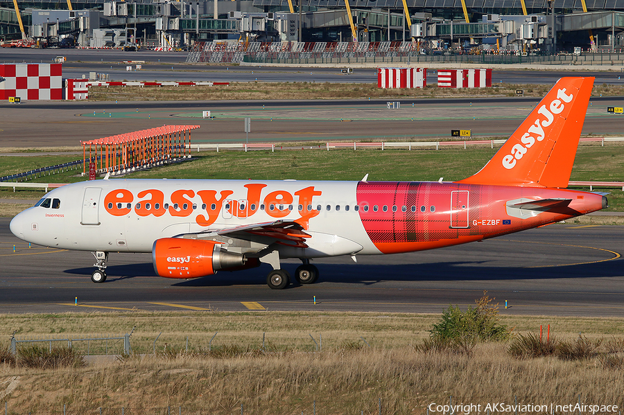 easyJet Airbus A319-111 (G-EZBF) | Photo 144156