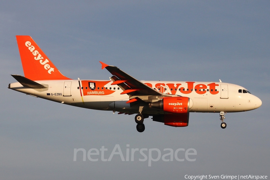 easyJet Airbus A319-111 (G-EZBG) | Photo 168677