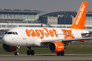 easyJet Airbus A319-111 (G-EZBG) at  Hamburg - Fuhlsbuettel (Helmut Schmidt), Germany