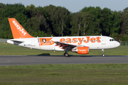 easyJet Airbus A319-111 (G-EZBG) at  Hamburg - Fuhlsbuettel (Helmut Schmidt), Germany