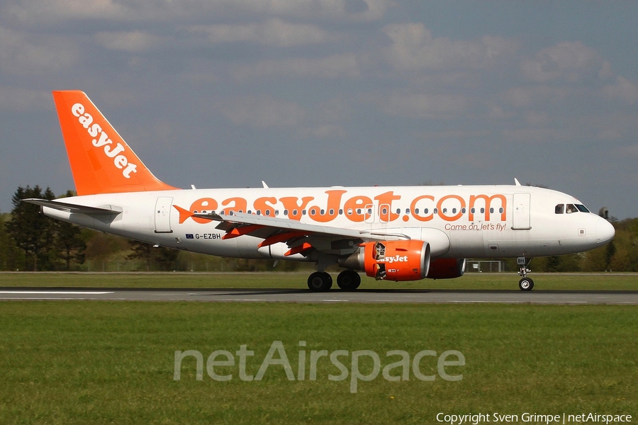 easyJet Airbus A319-111 (G-EZBH) | Photo 25894