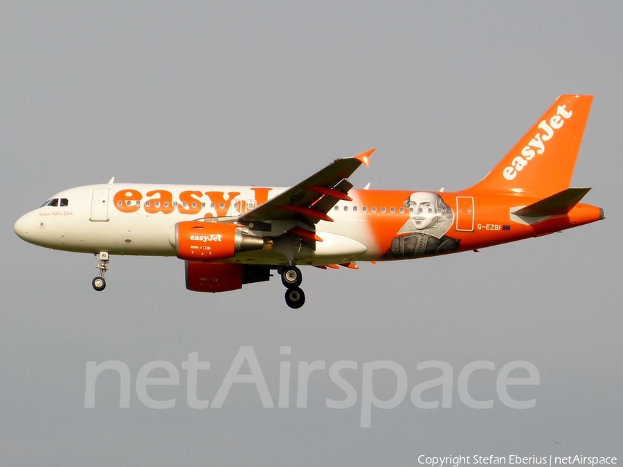 easyJet Airbus A319-111 (G-EZBI) | Photo 128634