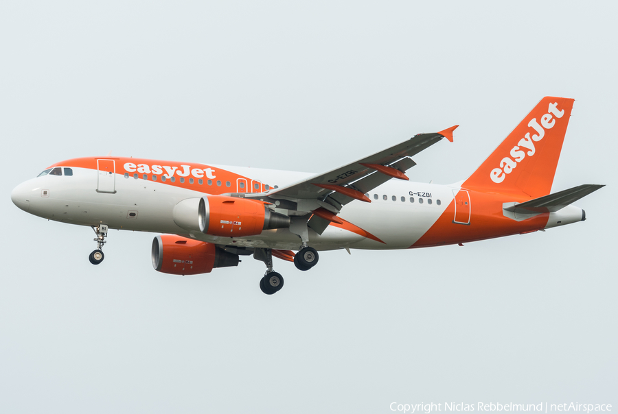 easyJet Airbus A319-111 (G-EZBI) | Photo 292217