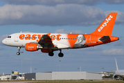 easyJet Airbus A319-111 (G-EZBI) at  Lisbon - Portela, Portugal