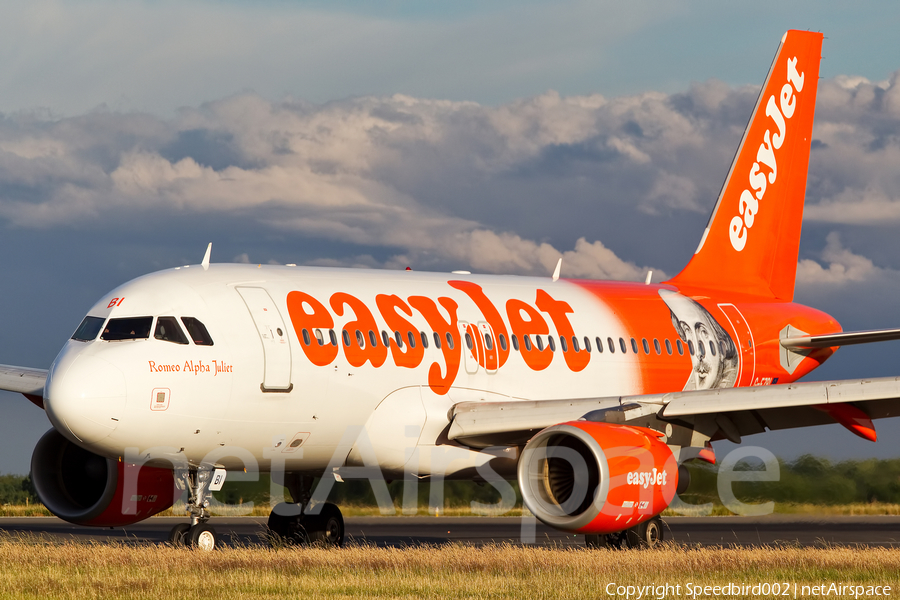 easyJet Airbus A319-111 (G-EZBI) | Photo 109112