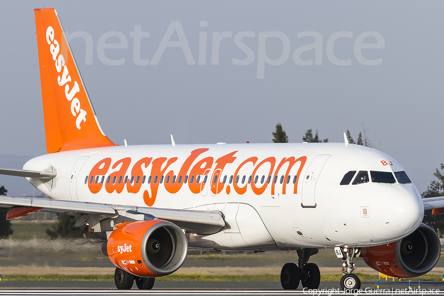 easyJet Airbus A319-111 (G-EZBJ) | Photo 267200