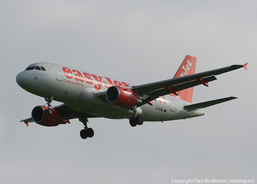 easyJet Airbus A319-111 (G-EZBL) | Photo 6732