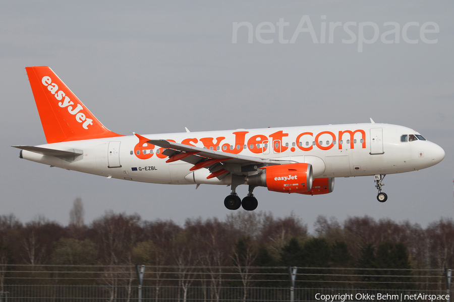 easyJet Airbus A319-111 (G-EZBL) | Photo 104122