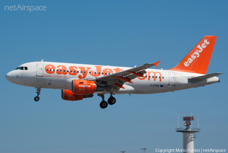 easyJet Airbus A319-111 (G-EZBL) | Photo 55705