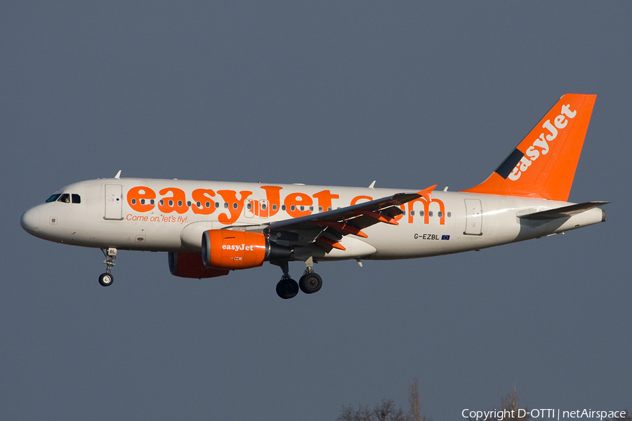 easyJet Airbus A319-111 (G-EZBL) | Photo 272050