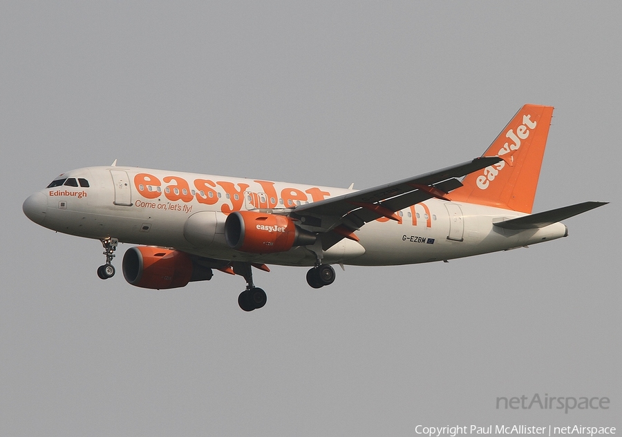 easyJet Airbus A319-111 (G-EZBM) | Photo 28876