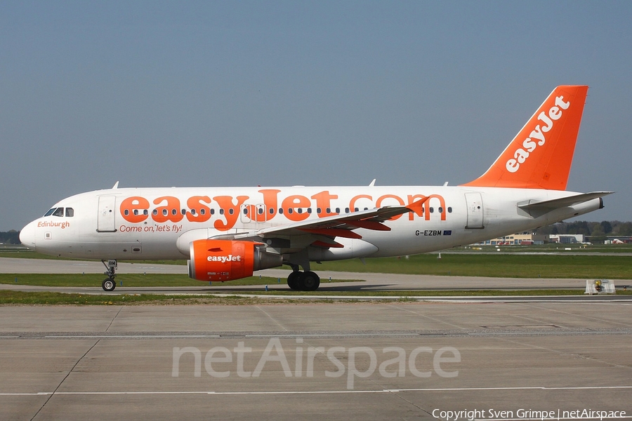 easyJet Airbus A319-111 (G-EZBM) | Photo 45805