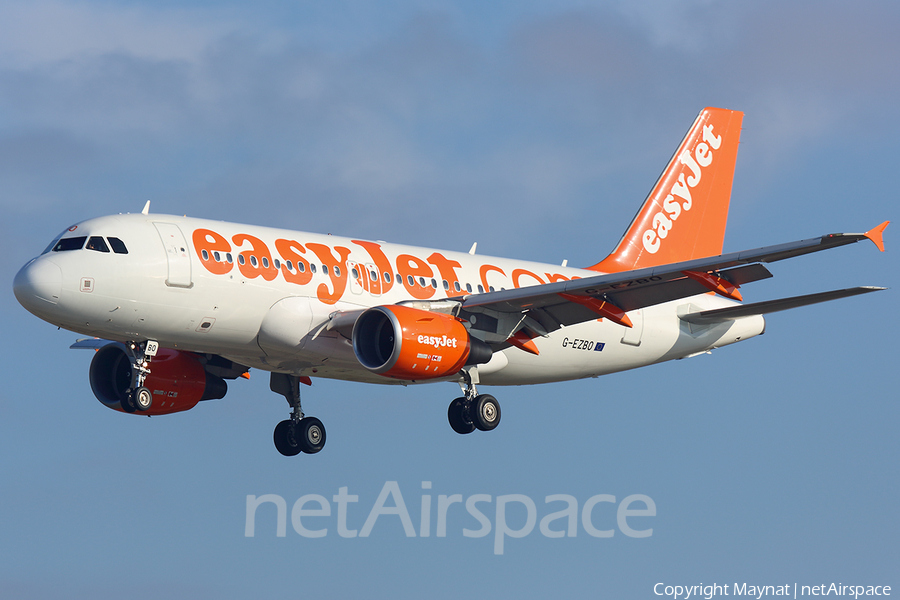 easyJet Airbus A319-111 (G-EZBO) | Photo 332451