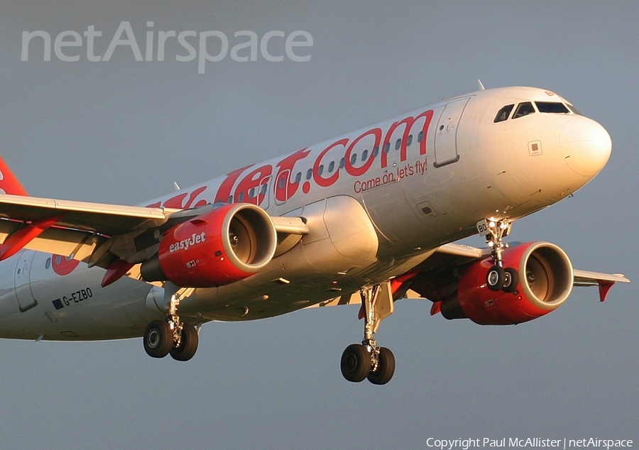 easyJet Airbus A319-111 (G-EZBO) | Photo 4057