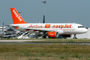 easyJet Airbus A319-111 (G-EZBR) at  Lisbon - Portela, Portugal