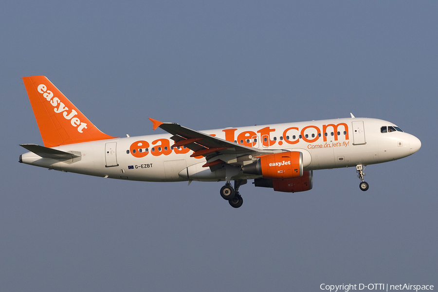 easyJet Airbus A319-111 (G-EZBT) | Photo 277996