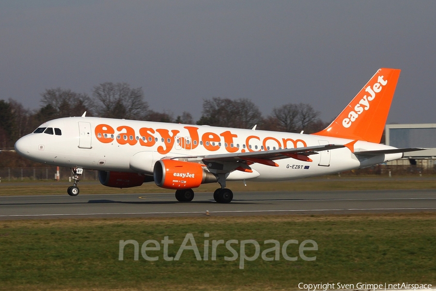 easyJet Airbus A319-111 (G-EZBT) | Photo 70957