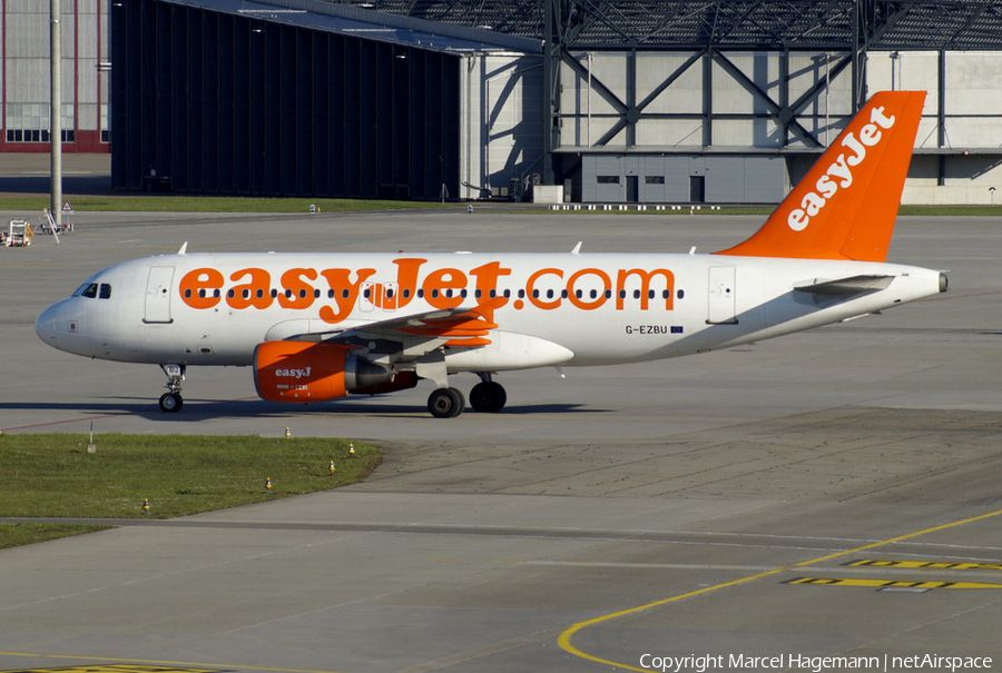 easyJet Airbus A319-111 (G-EZBU) | Photo 162744