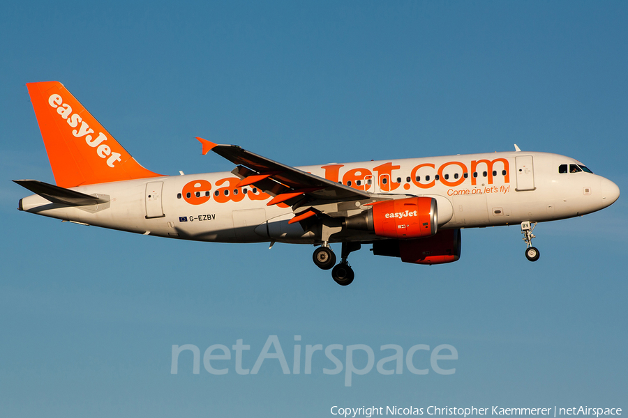 easyJet Airbus A319-111 (G-EZBV) | Photo 121564
