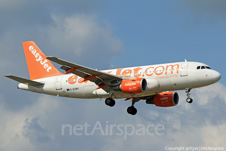easyJet Airbus A319-111 (G-EZBV) | Photo 174856