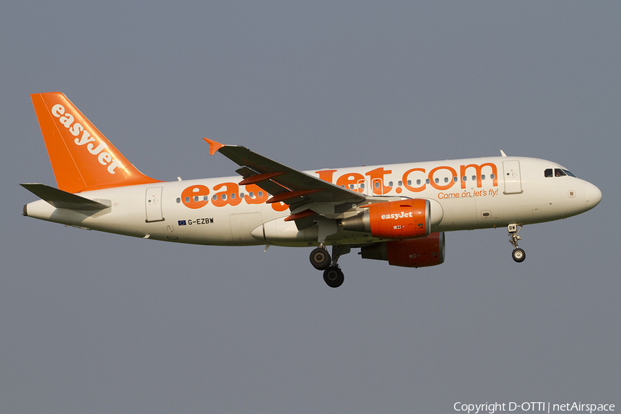 easyJet Airbus A319-111 (G-EZBW) | Photo 357356