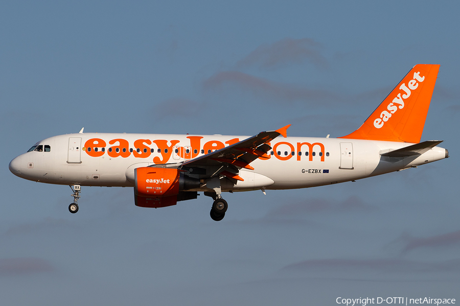 easyJet Airbus A319-111 (G-EZBX) | Photo 356983